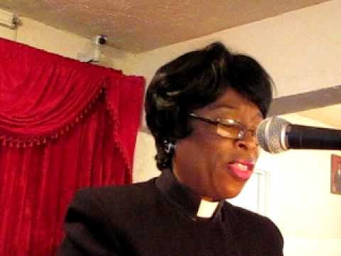 ~37TH ST BAPTIST CHURCH~~Minister Joyce Whitfield! Hebrews 10:23-26