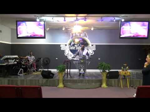 Sunday Service: "I Can't Do It Without The Vine" (Isaiah 5:1-5) Prophetess Veronica Ruff-Miller