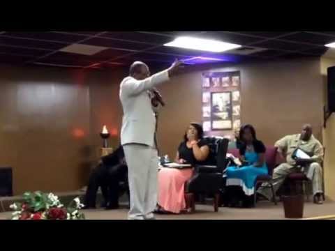 Pastor Donnie Scott preaching,"Refocus on God's Promises" Numbers 21:4 Mark 5:21-24 Matthew 14:22-26