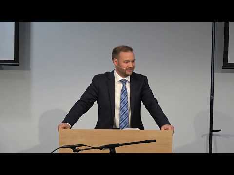 Before the Throne of God | Hebrews 4:14-16 (Andrew Courtis)