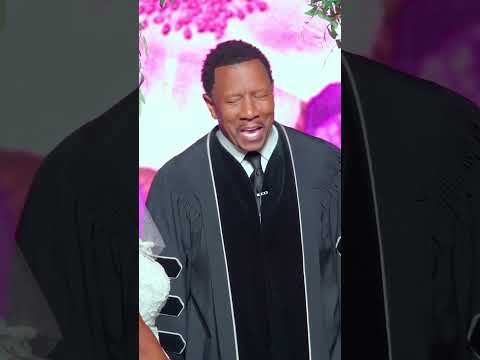 Pastor Surprises Couple on Wedding Day!