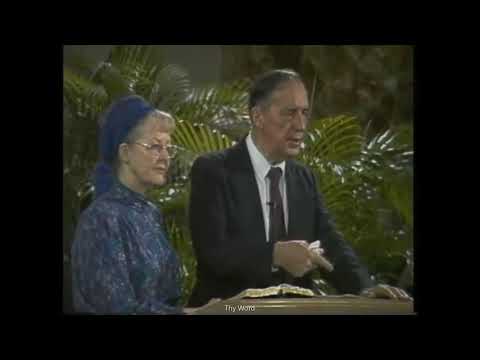 Derek Prince | Daniel 2: 20-22 & 4: 34-35| Daily Scripture| Proclamations |Praying for the Nation