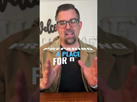 God's table... YOU'RE invited!  ( Psalm 23:5 explained )  |  GotQuestions.org