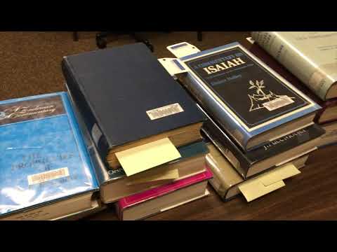 Mandela Effect: Lion &amp; Lamb FULLY Debunked w18centuries of proof of Isaiah 11:6