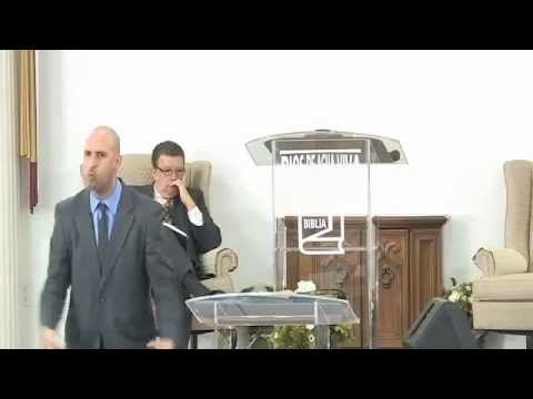 Omar Rivera - Caminando con Gigantes (Job 21:15) 02/19/12