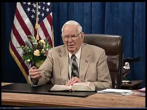 ✞ Luke 18 :1 - 43; in-depth Bible study