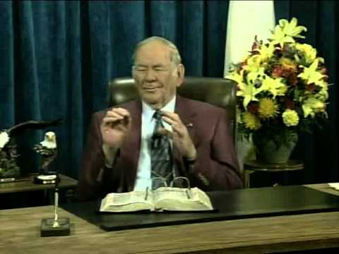 Zechariah 4 4 to 5 3