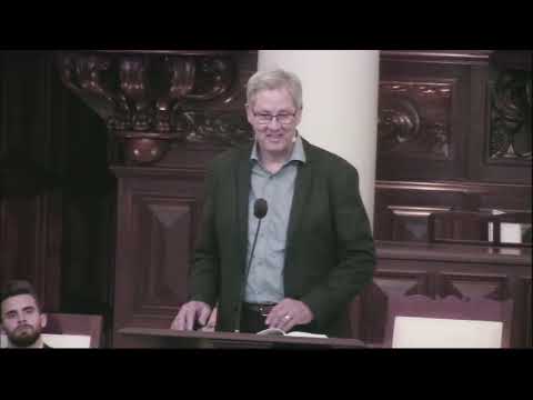 Behold the Crucified King, John 19:16-37 by Bill Mounce