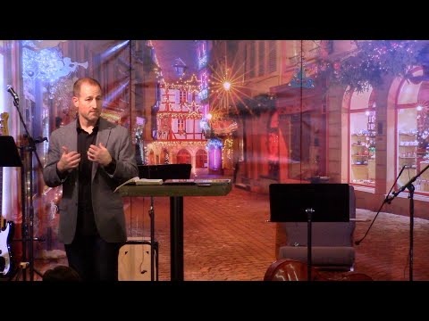 Luke 2:25-38 - "Background Breakthrough"