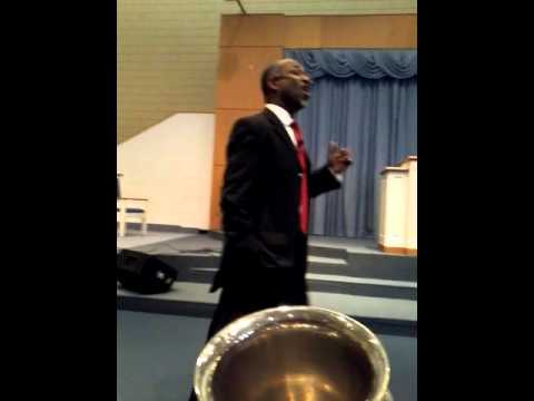Pastor Ennis Tait : Judges 16:4-9; 15-18; 28-30 The Love Triangle